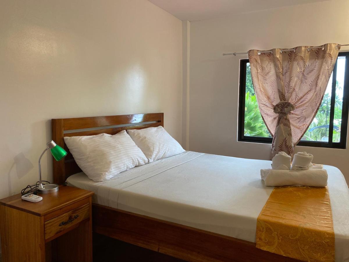 Tongatok Cliff Resort Mambajao Eksteriør billede