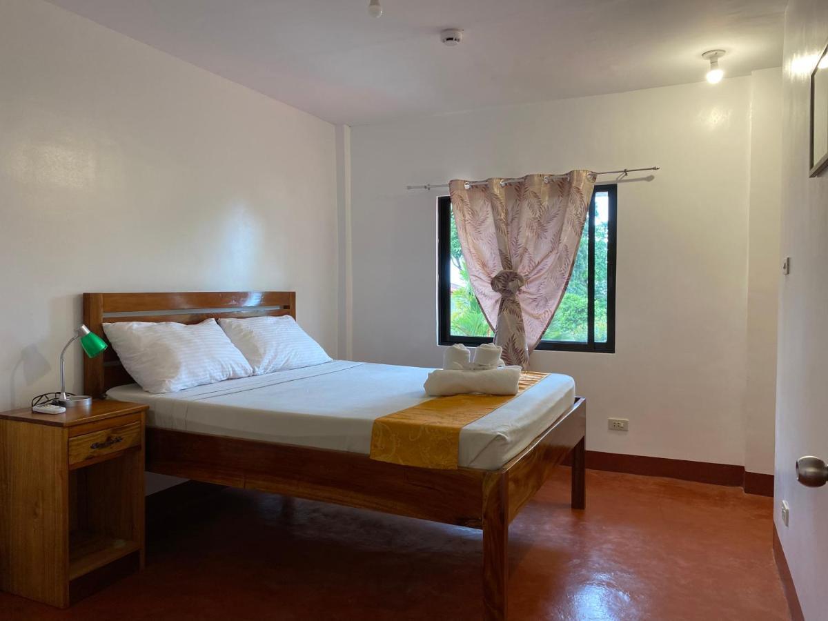 Tongatok Cliff Resort Mambajao Eksteriør billede