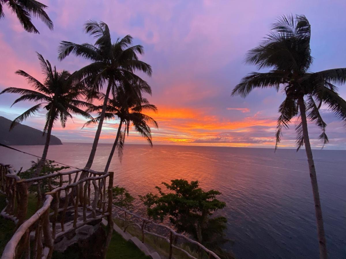 Tongatok Cliff Resort Mambajao Eksteriør billede