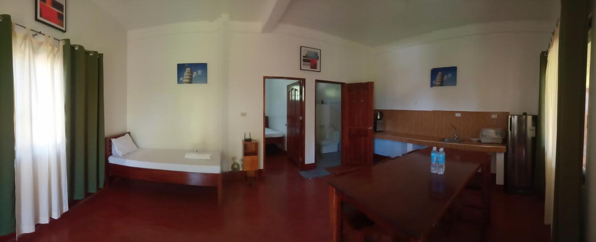 Tongatok Cliff Resort Mambajao Eksteriør billede