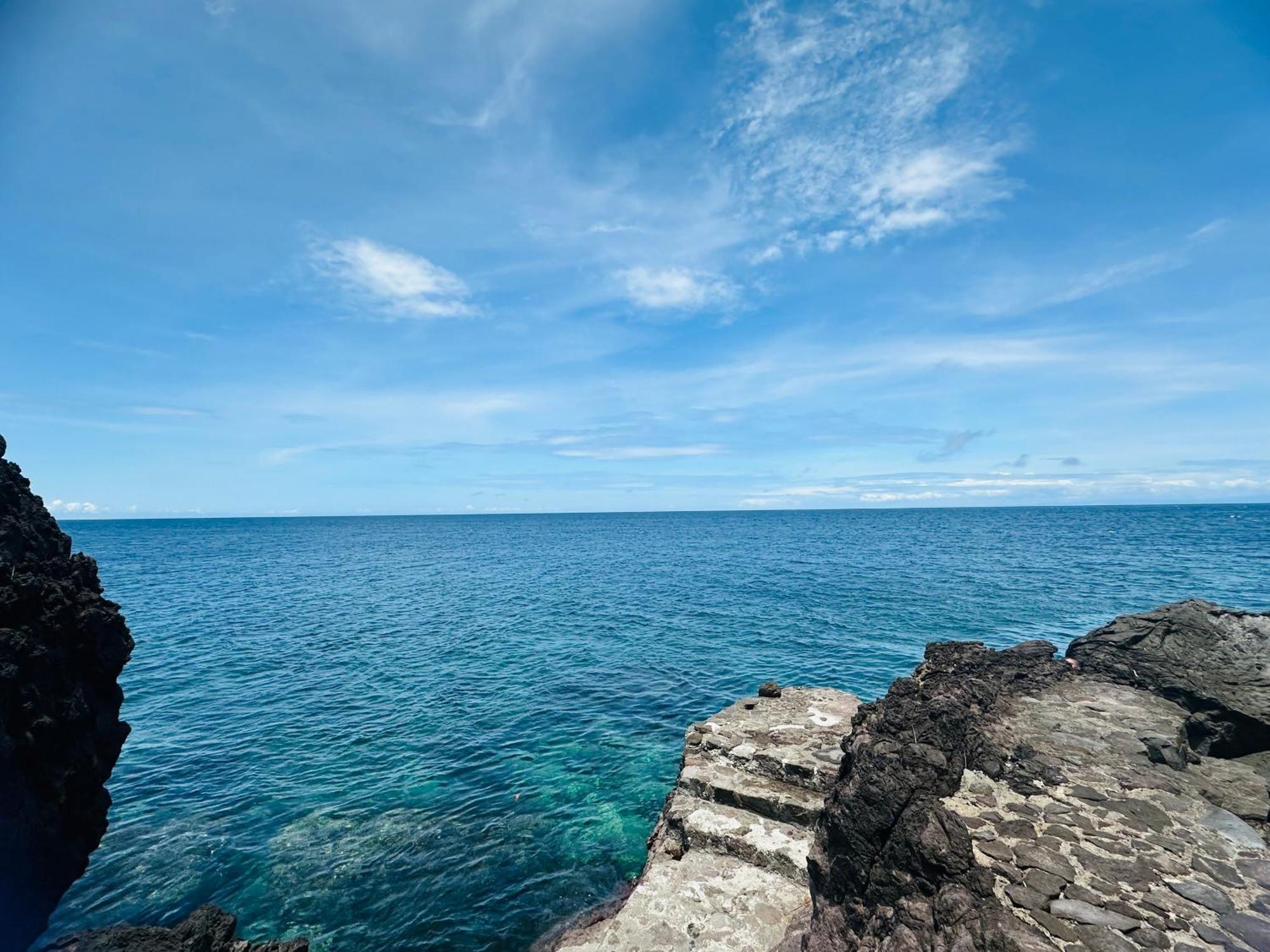 Tongatok Cliff Resort Mambajao Eksteriør billede