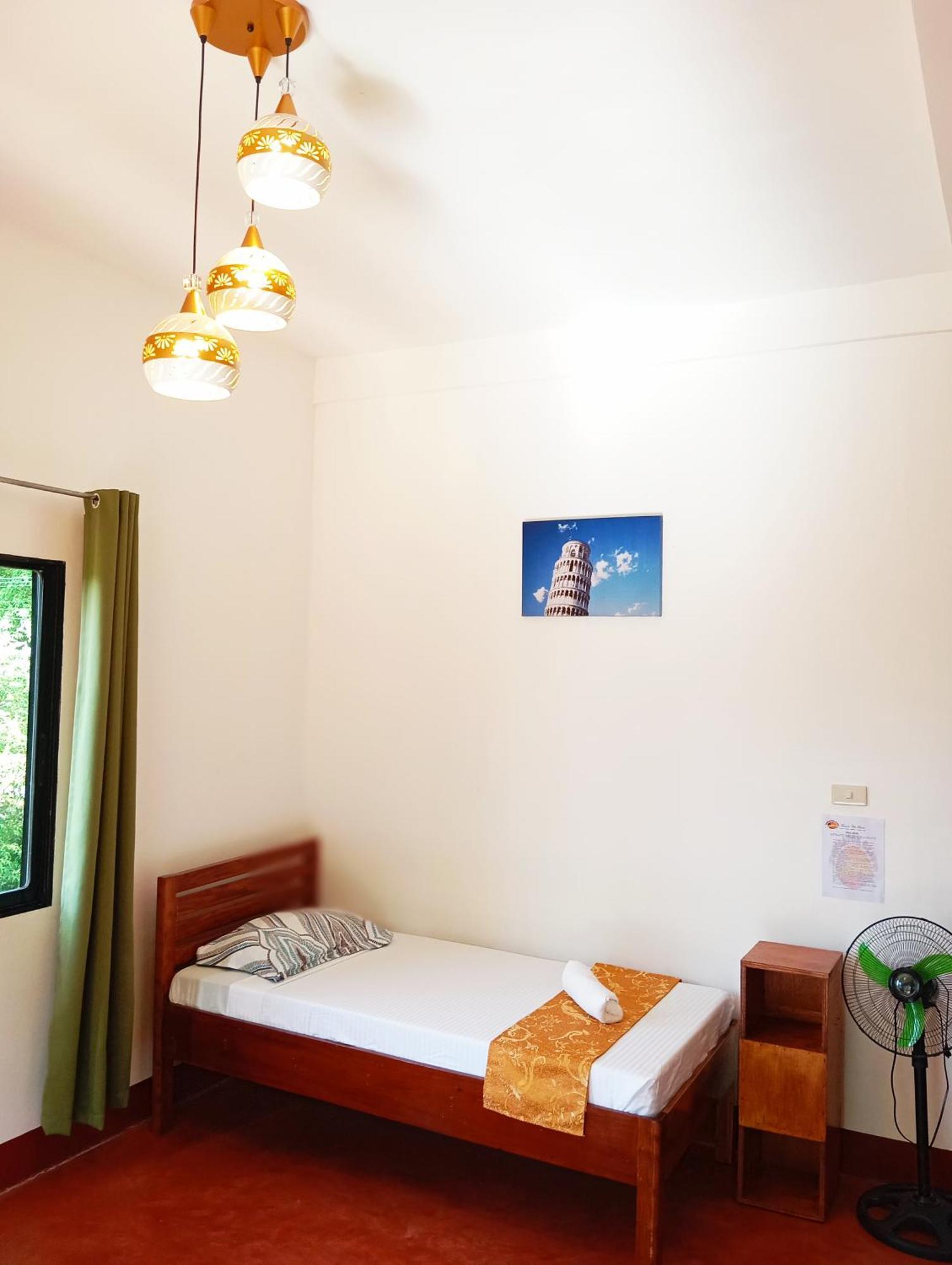Tongatok Cliff Resort Mambajao Eksteriør billede
