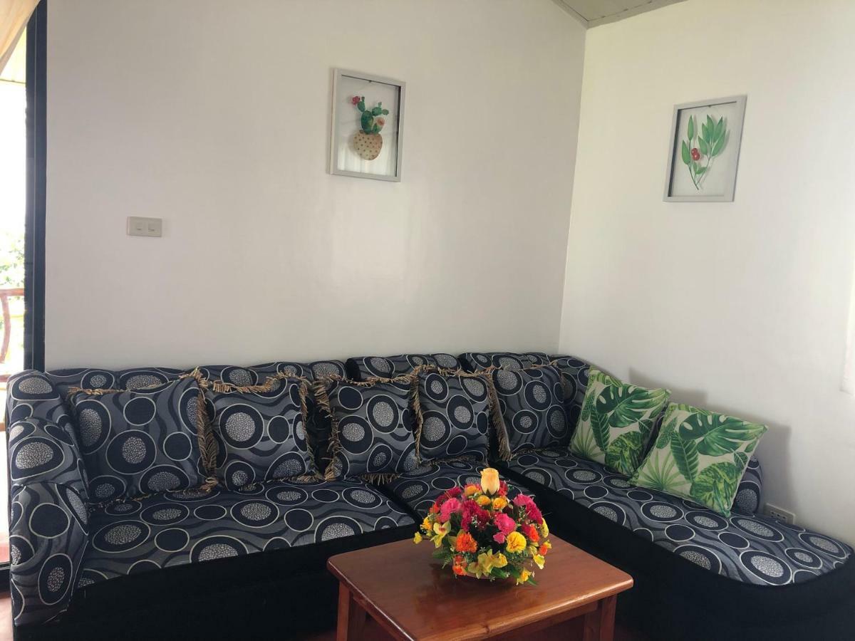 Tongatok Cliff Resort Mambajao Eksteriør billede