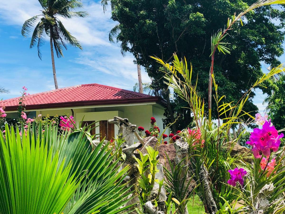 Tongatok Cliff Resort Mambajao Eksteriør billede