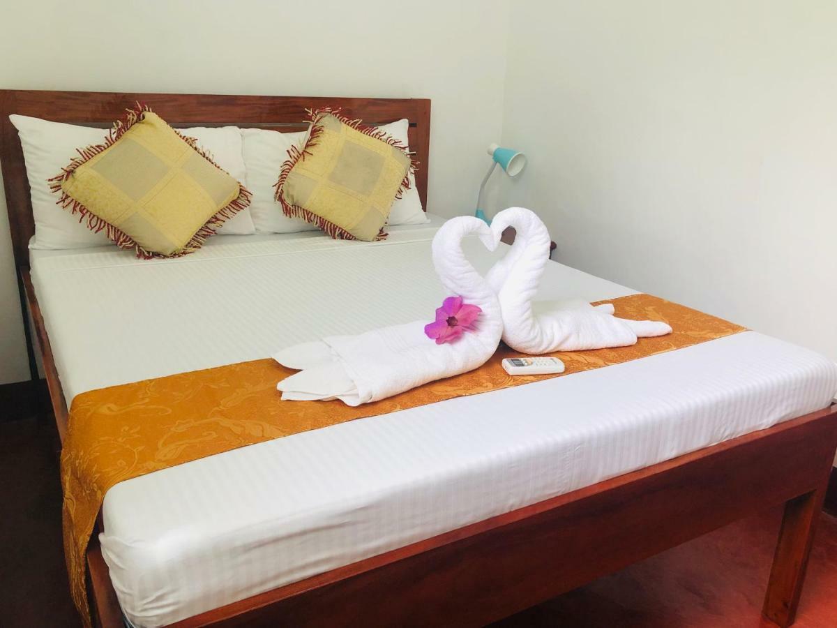 Tongatok Cliff Resort Mambajao Eksteriør billede